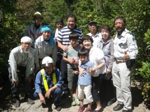 藤波さんとみんなで集合写真